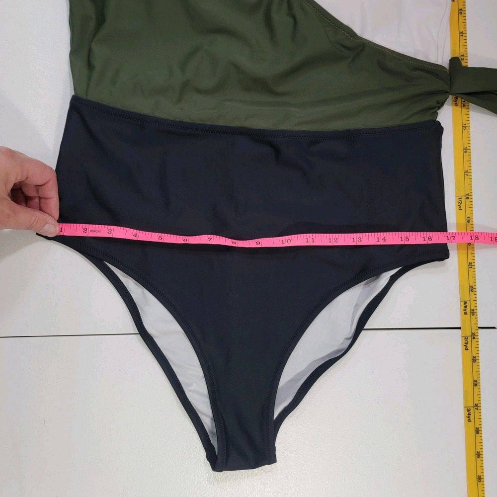 Cupshe Surplice Neckline Swimsuit Womens 2XL One Piece Tie Bow Green Black NWT - Picture 13 of 14